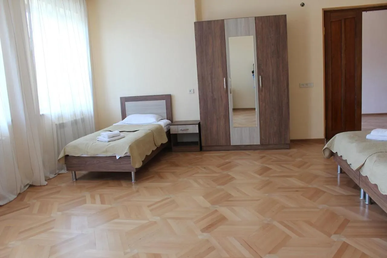 Big House Hotel Tbilisi