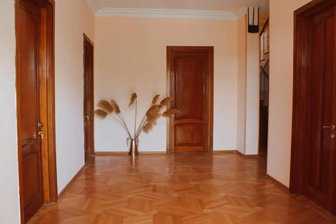 Gasthuis Big House Hotel Tbilisi